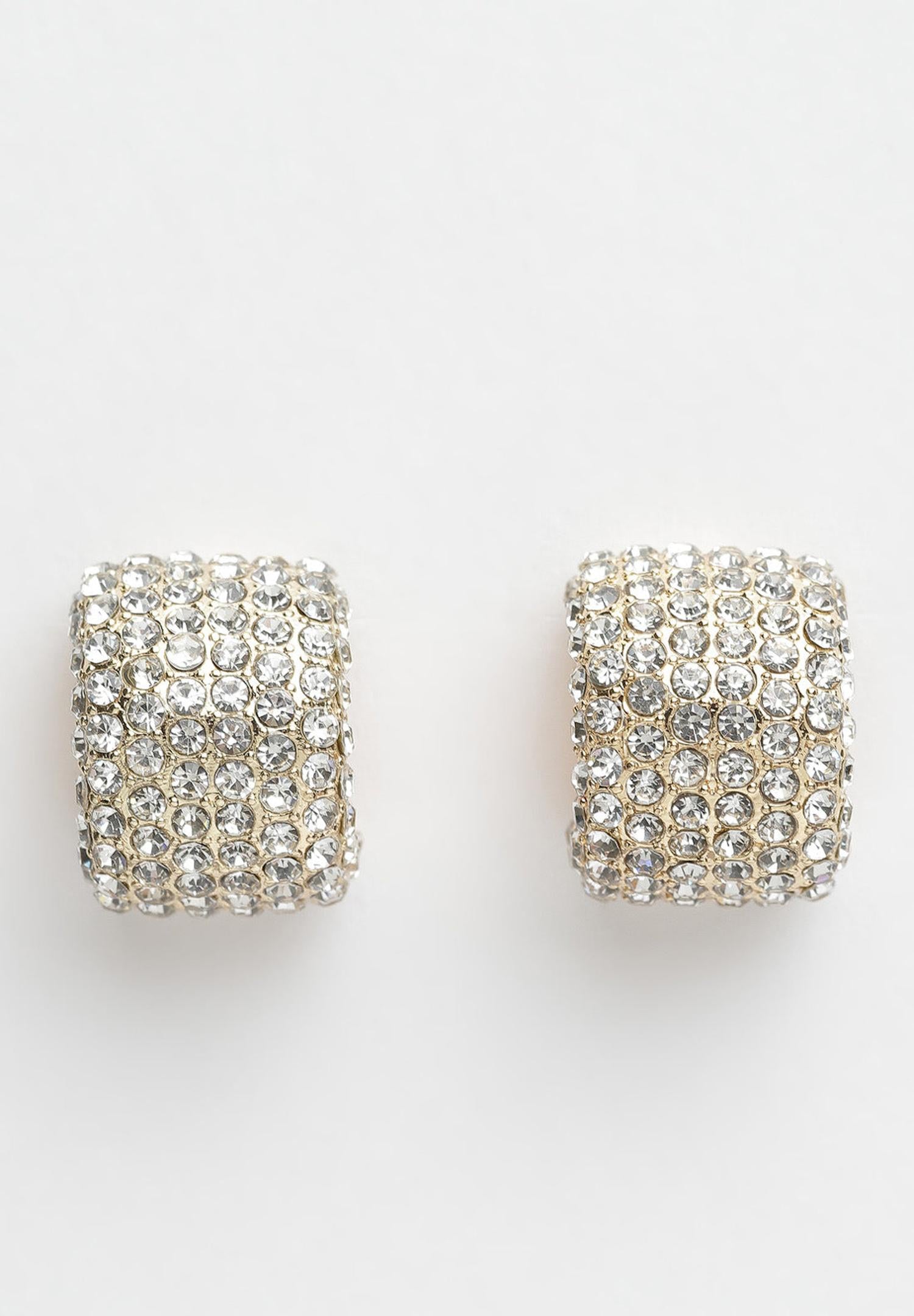 Aretes de cristal dorado