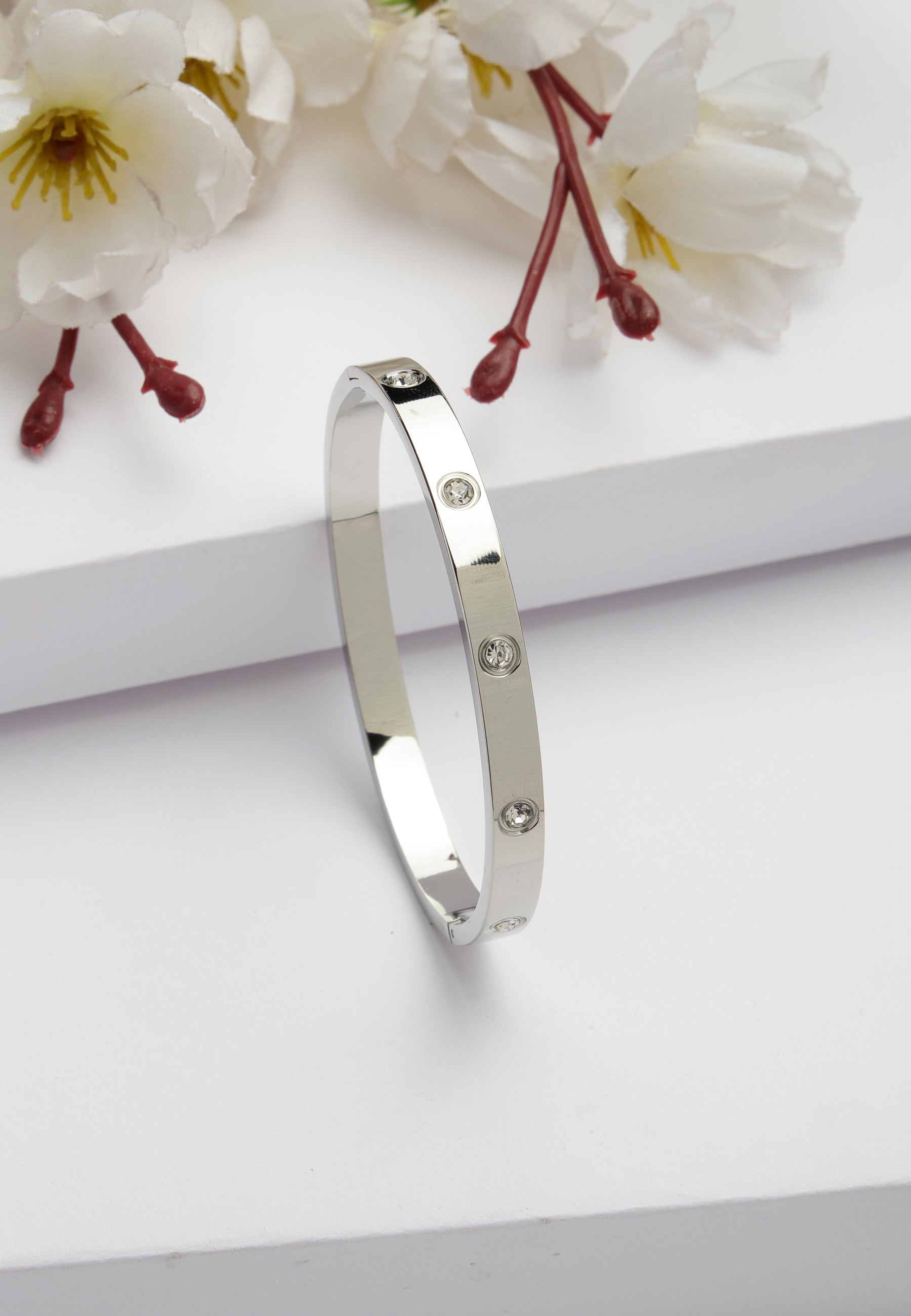 Sleek Bracelet