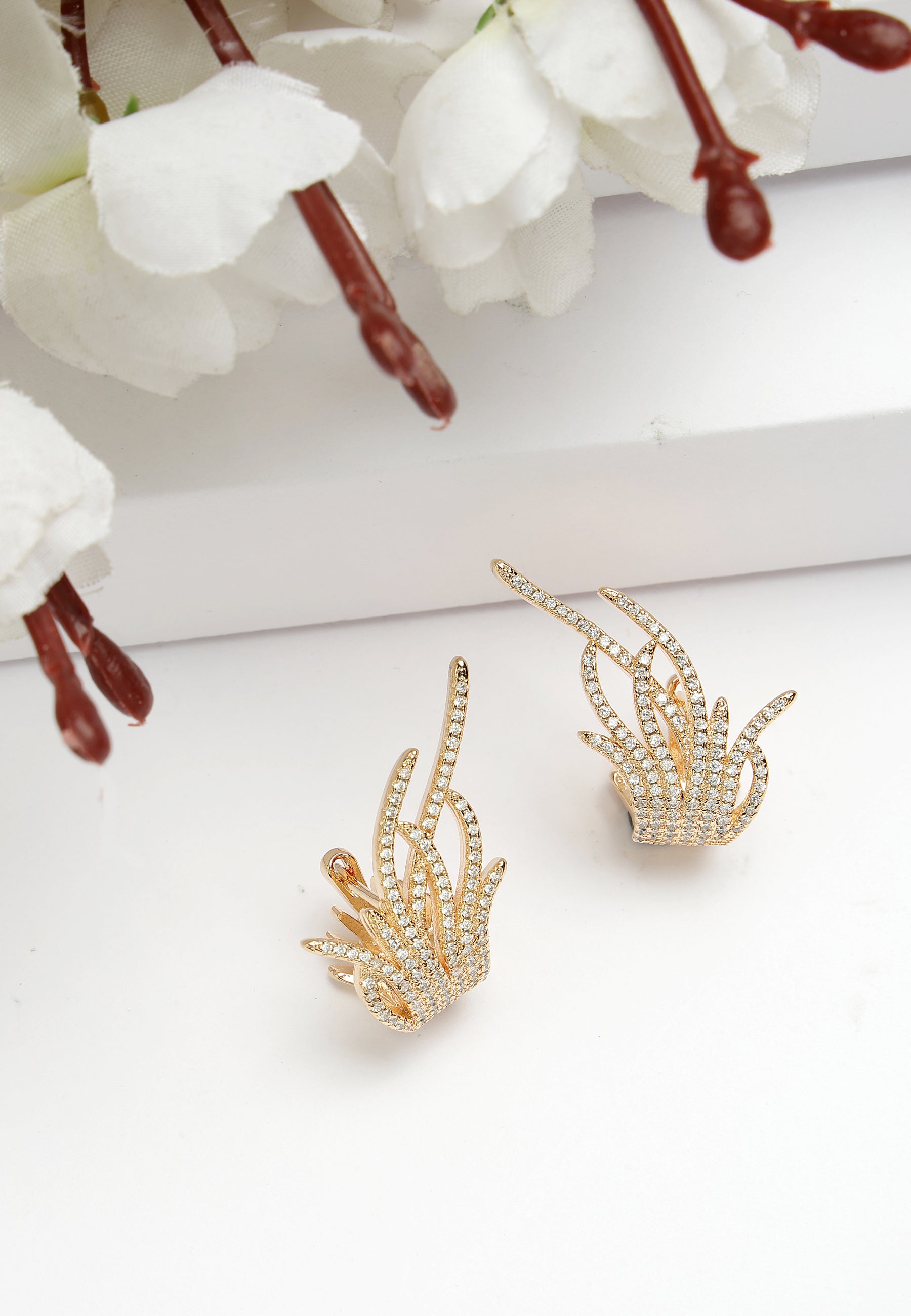 Zirconia Grass Stud Earrings